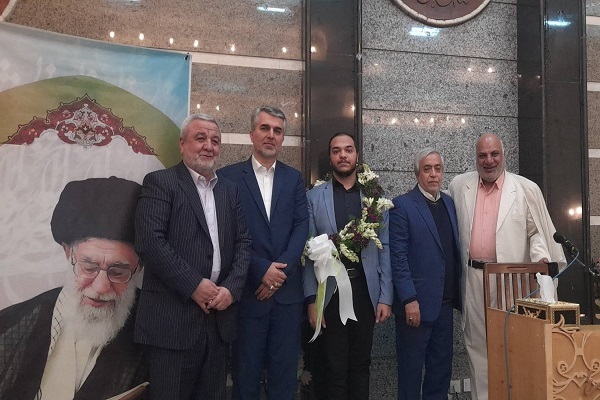 برگزاری جشن میلاد حضرت ابوالفضل (ع) به همت قاری پیشکسوت + فیلم