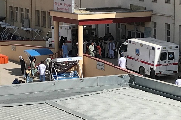 انفجار در بزرگ&zwnj;ترین مسجد شیعیان مزارشریف + عکس و فیلم