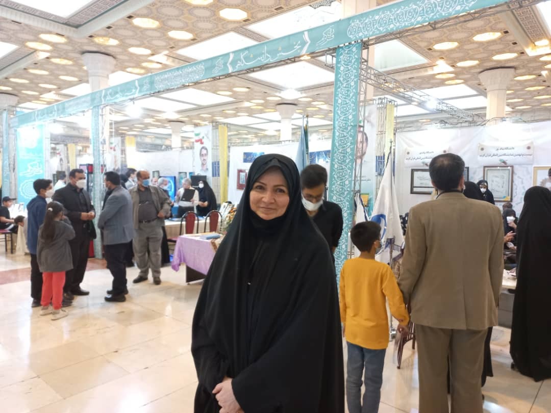 زهرا حسینی تبار زهرا حسینی تبار