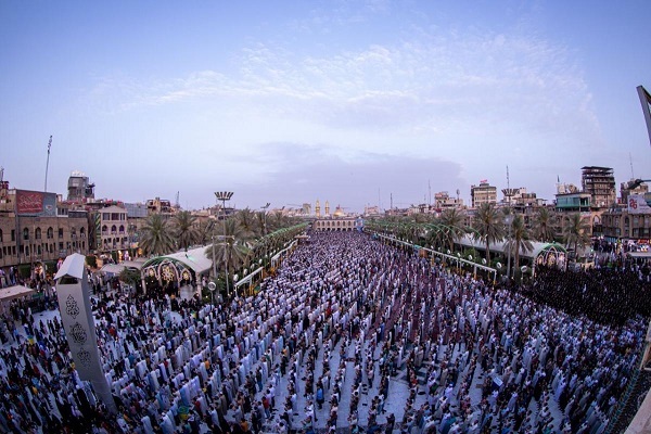 اقامه نماز عید فطر در بین الحرمین پس از دو سال وقفه + عکس اقامه نماز عید فطر در بین الحرمین پس از دو سال وقفه + عکس