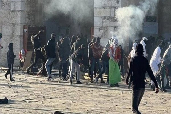 تحولات فلسطین/ از تشدید درگیری در مسجدالاقصی تا هتک حرمت حرم ابراهیمی تحولات فلسطین/ از تشدید درگیری در مسجدالاقصی تا هتک حرمت حرم ابراهیمی