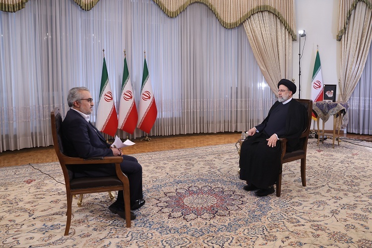 پنجمین گفت&zwnj;وگوی تلویزیونی رئیسی با مردم