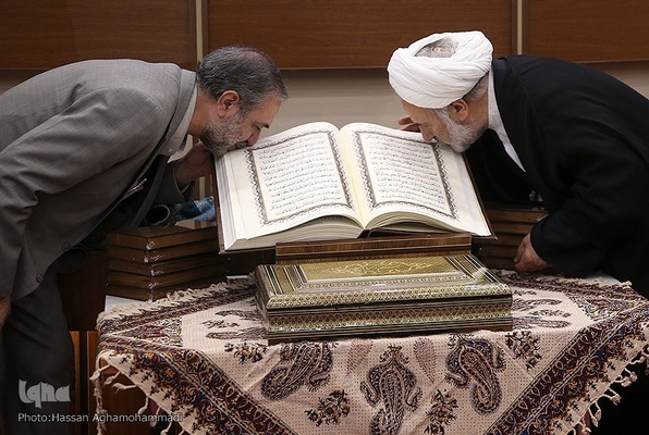 سرابی: دو دهه اخیر تلاش زیادی برای کتابت قرآن کریم نجام شده است +صوت و فیلم سرابی: دو دهه اخیر تلاش زیادی برای کتابت قرآن کریم نجام شده است +صوت و فیلم