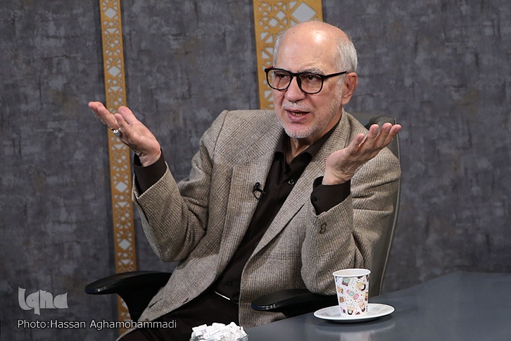 در جلسات قرآن ایران قاعده خوان تربیت میشود و نه قرآن خوان در جلسات قرآن ایران قاعده خوان تربیت میشود و نه قرآن خوان