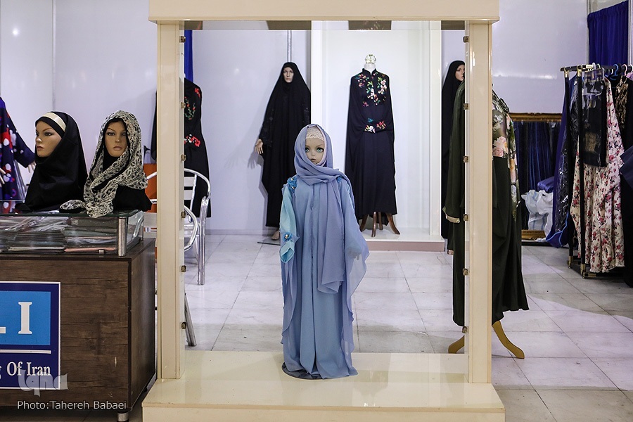 شنبه/ شلوغترین بخش نمایشگاه قرآن در حسرت بینالمللی شدن شنبه/ شلوغترین بخش نمایشگاه قرآن در حسرت بینالمللی شدن