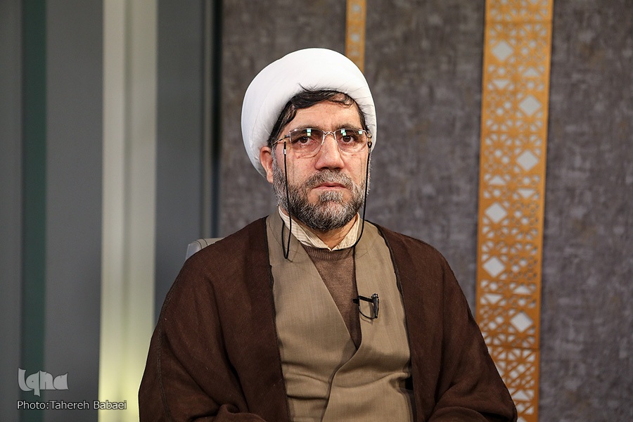 حجت الاسلام والمسلمین میرزایی عضو هیئت علمی جامعة المصطفی حجت الاسلام والمسلمین میرزایی عضو هیئت علمی جامعة المصطفی