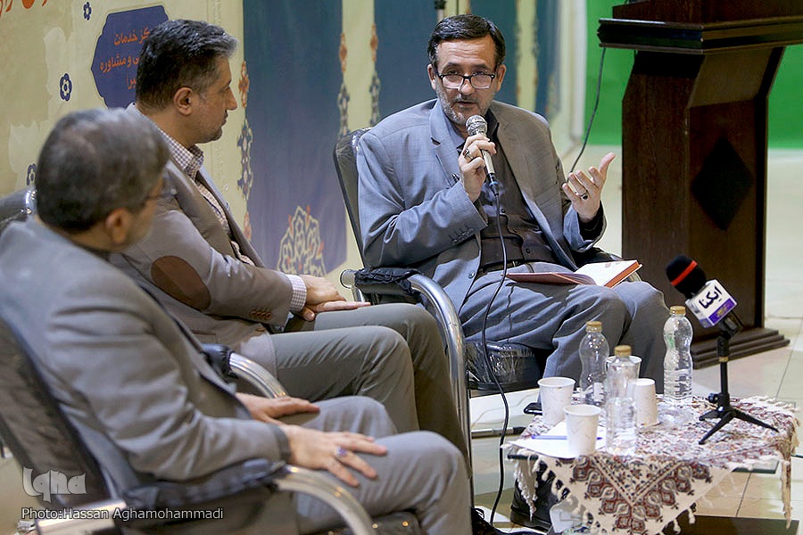 آمادهسازی قلب و القای معانی؛ مسیری برای رسیدن به عمل / تأثیر فرهنگ استماع بر توسعه تلاوت آمادهسازی قلب و القای معانی؛ مسیری برای رسیدن به عمل / تأثیر فرهنگ استماع بر توسعه تلاوت