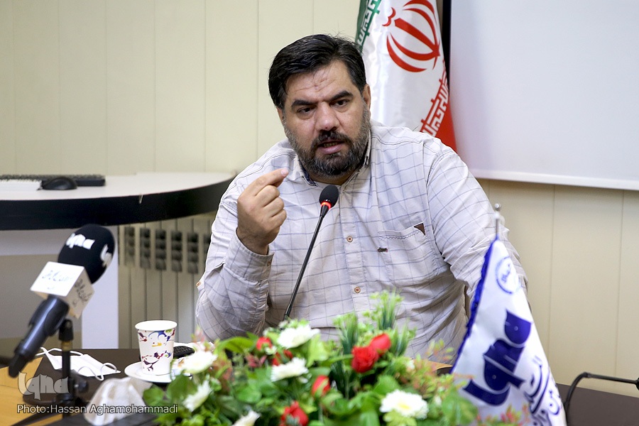 ارسال نشود/////دولت جهادی آری، جهاد دولتی خیر! / جهادگران از نفوذ جریانهای سیاسی و انحرافی جلوگیری کنند / خوانده شد ارسال نشود/////دولت جهادی آری، جهاد دولتی خیر! / جهادگران از نفوذ جریانهای سیاسی و انحرافی جلوگیری کنند / خوانده شد