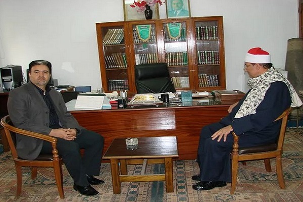 یادی از مرحوم استاد «فرجالله شاذلی» مدرس هنر تلاوت کشور مصر+ تلاوت یادی از مرحوم استاد «فرجالله شاذلی» مدرس هنر تلاوت کشور مصر+ تلاوت