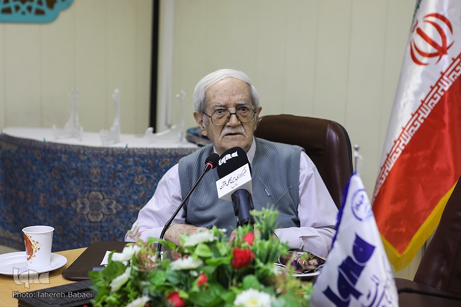 ابراهیم رزاقی ابراهیم رزاقی