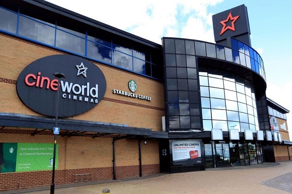 نمایش فیلم تفرقه افکن بانوی بهشت در انگلیس متوقف شد/آماده نمایش فیلم تفرقه افکن بانوی بهشت در انگلیس متوقف شد/آماده