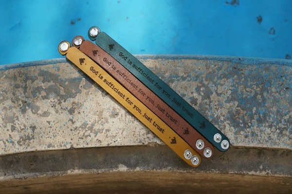 دستبند دستبند