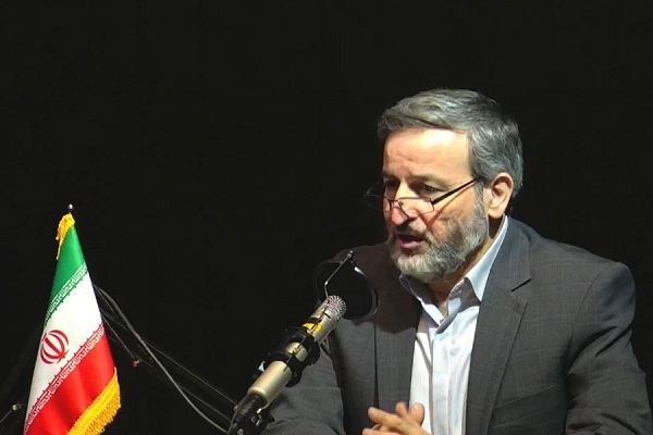 تکلف&zwnj;ها مانع ارتباط نسل جوان با قرآن می&zwnj;شود