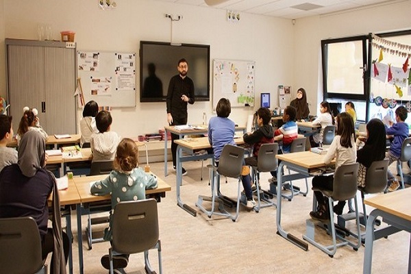 نژادپرستی و اسلام هراسی در مدرسه انگلیسی تنزل رتبه مدرسهای در لندن به دلیل نژادپرستی و اسلام هراسی/آماده