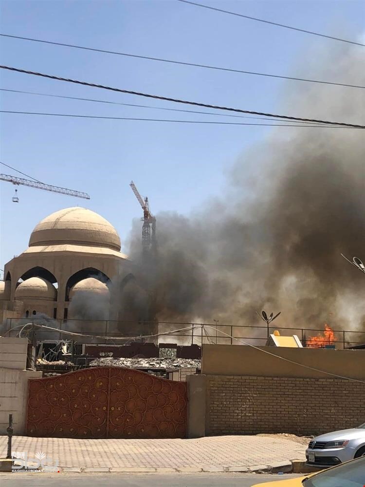 آتش&zwnj;سوزی در مسجد جامع الرحمن در بغداد + عکس