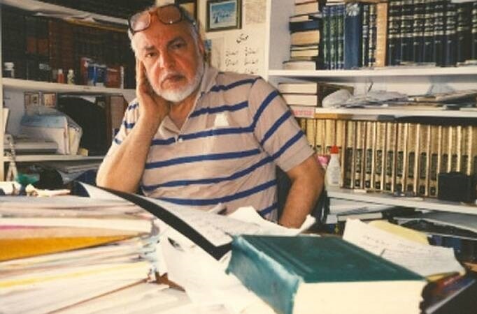 عاشق ایران و محب اهل بیت(ع) عاشق ایران و محب اهل بیت(ع)