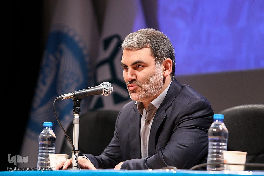 بررسی چالشها و ابعاد حکمرانی مردمی در گفتمان عدالت و جمهوریت بررسی چالشها و ابعاد حکمرانی مردمی در گفتمان عدالت و جمهوریت