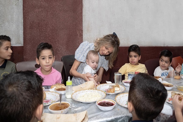 /ارسال/بازدید همسر بشار اسد از یتیم خانه جامعه خیریه اسلامی در حلب /ارسال/بازدید همسر بشار اسد از یتیم خانه جامعه خیریه اسلامی در حلب