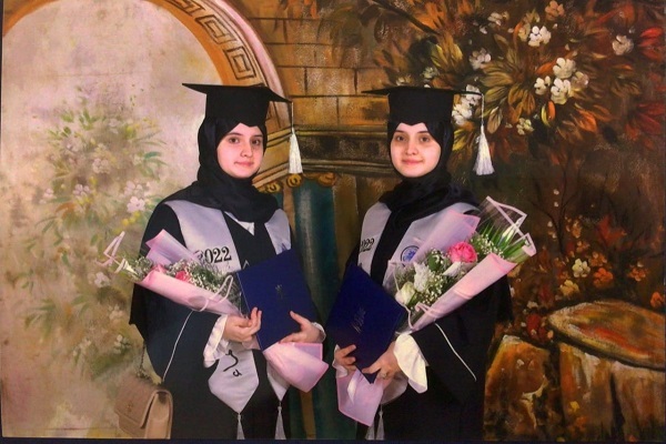 قرآن؛ رمز موفقیت خواهران دوقلوی اماراتی