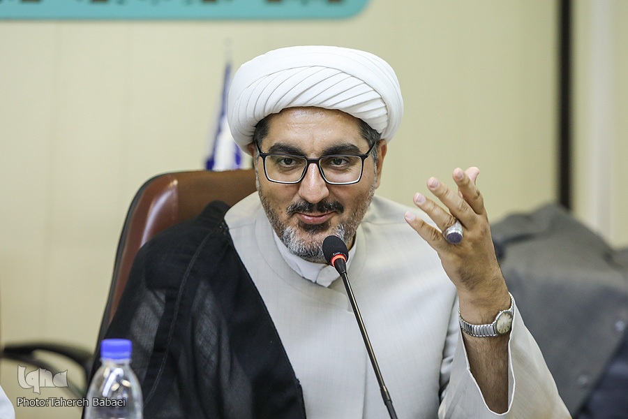 حجت‌الاسلام علی رجبی در نشست ارزیابی و بازنگری طرح ملی دانشجومعلم قرآن کریم 
