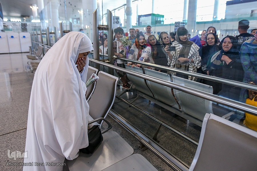 حاجی؛ حاجی بمان