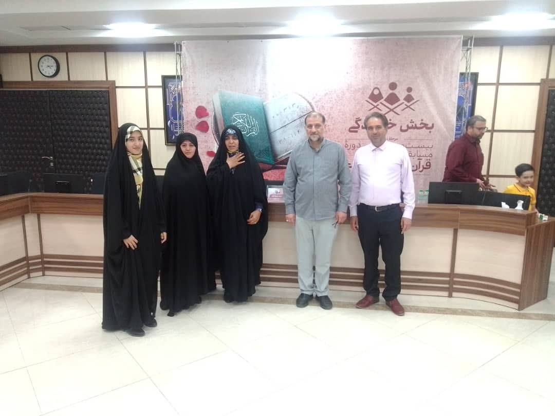 تجربه یک سفر و تفرج معنوی در بستر مسابقات قرآن بسیج تجربه یک سفر و تفرج معنوی در بستر مسابقات قرآن بسیج