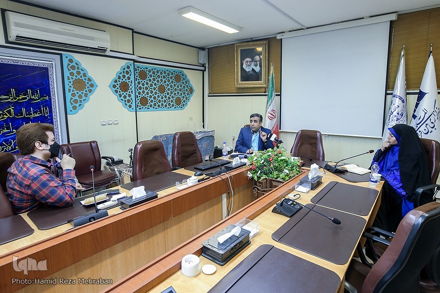 نشست &laquo;فرهنگ، جامعه و حکمرانی سایبری؛ خانواده، کودک، جامعه&raquo;