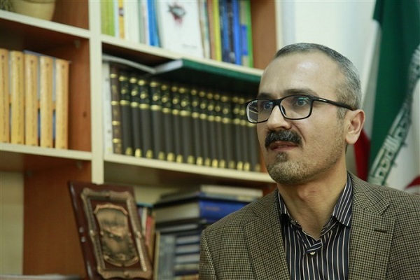 امام حسین(ع) برای جلوگیری از سوءاستفاده ابزاری از دین قیام کرد امام حسین(ع) برای جلوگیری از سوءاستفاده ابزاری از دین قیام کرد