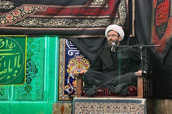 حجت‌الاسلام یونس زحمت‌دوست، کارشناس مذهبی