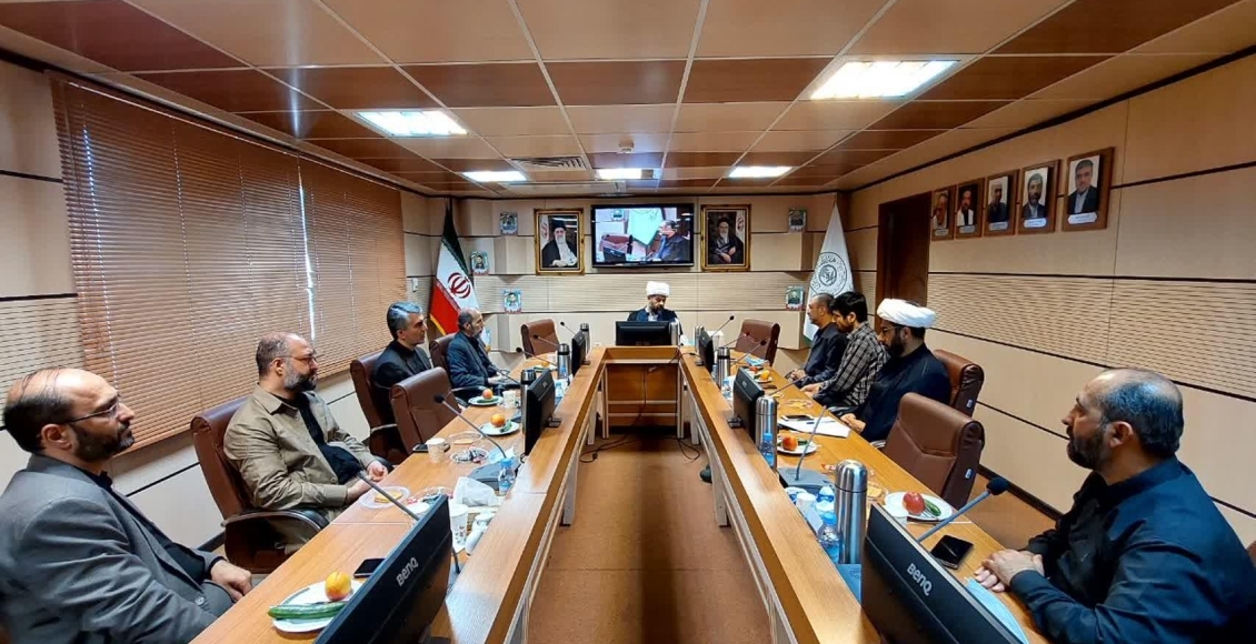 دیدار رییس سازمان دارالقران با اعضای شورای عالی قران اجرای تلاوت قاریان قرآن در سوگ اباعبدالله(ع) و برگزاری پویش نذر تلاوت در عاشورای حسینی