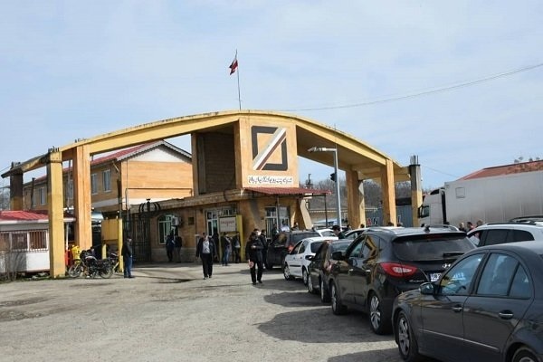 کابوتاژ اتوبوس و خودروی شخصی ایرانی به عراق در ایام اربعین ممنوع است کابوتاژ اتوبوس و خودروی شخصی ایرانی به عراق در ایام اربعین ممنوع است