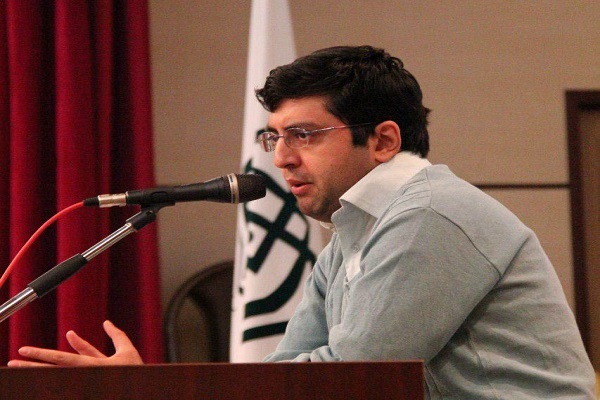 طاووسی مسرور