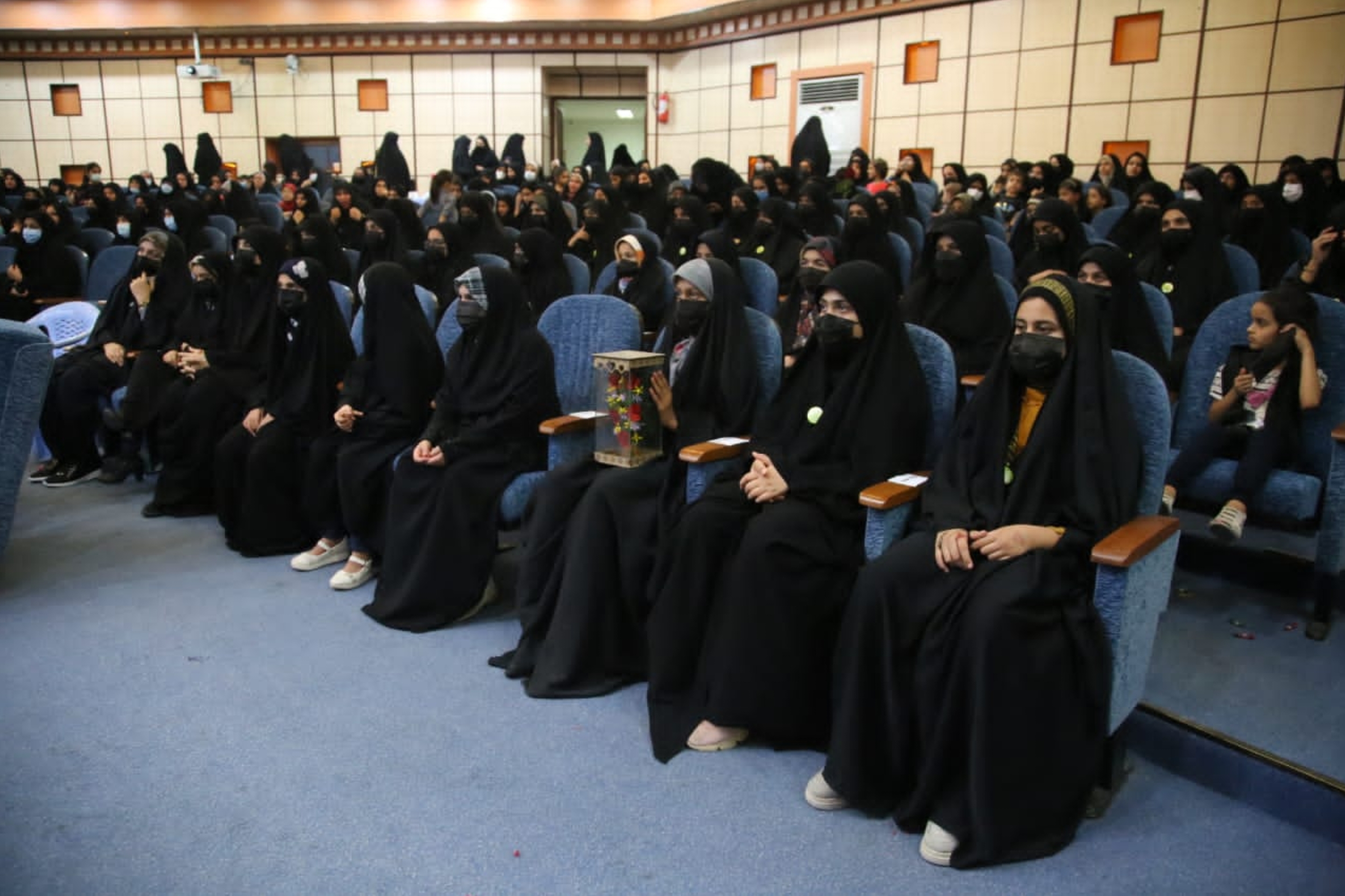 هشتمین همایش خادمالقرآن «حمید رایگان» برپا شد هشتمین همایش خادمالقرآن «حمید رایگان» برپا شد