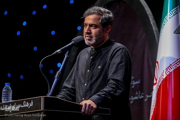 بزرگداشت آیتالله علی صفائی حائری در سوگواره شعر عاشورایی یک پلک کربلا بزرگداشت آیتالله علی صفائی حائری در سوگواره شعر عاشورایی یک پلک کربلا