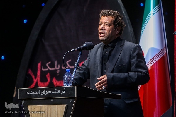 بزرگداشت آیتالله علی صفائی حائری در سوگواره شعر عاشورایی یک پلک کربلا بزرگداشت آیتالله علی صفائی حائری در سوگواره شعر عاشورایی یک پلک کربلا