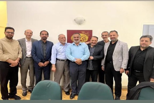 نظر استاد خدامحسینی در مورد 2 قاری بینالمللی کشور نظر استاد خدامحسینی در مورد 2 قاری بینالمللی کشور