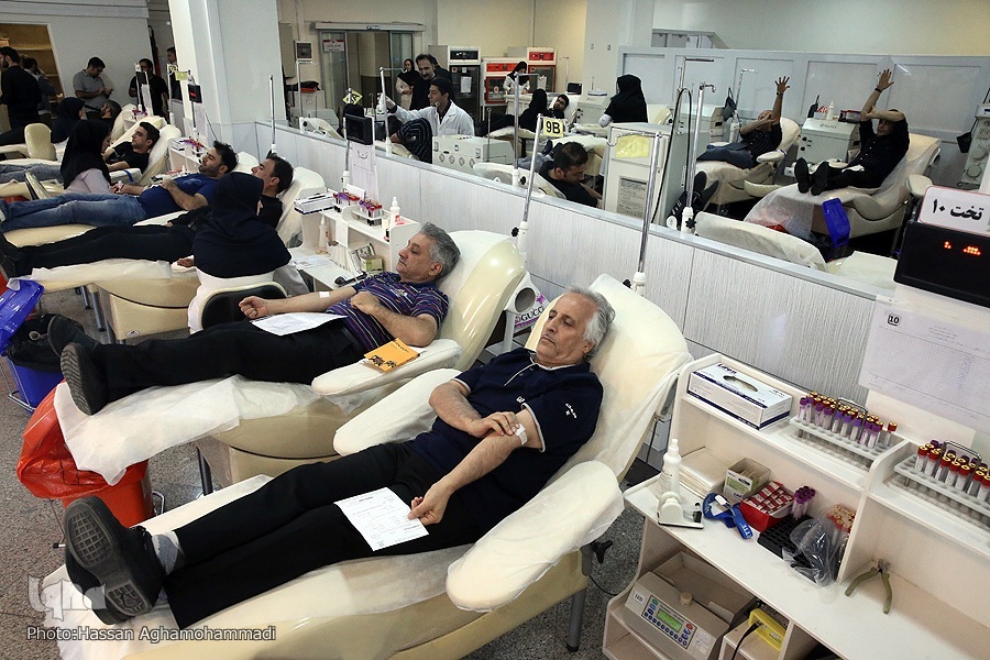 نذر خون را تا اربعین گسترش دهیم نذر خون را تا اربعین گسترش دهیم