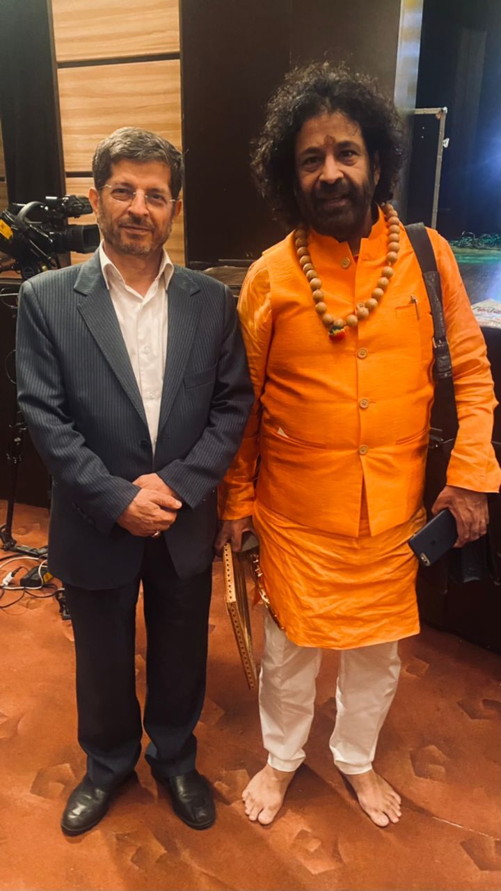 پابرهنه هندی و ارادت به امام حسین(ع) پابرهنه هندی و ارادت به امام حسین(ع)