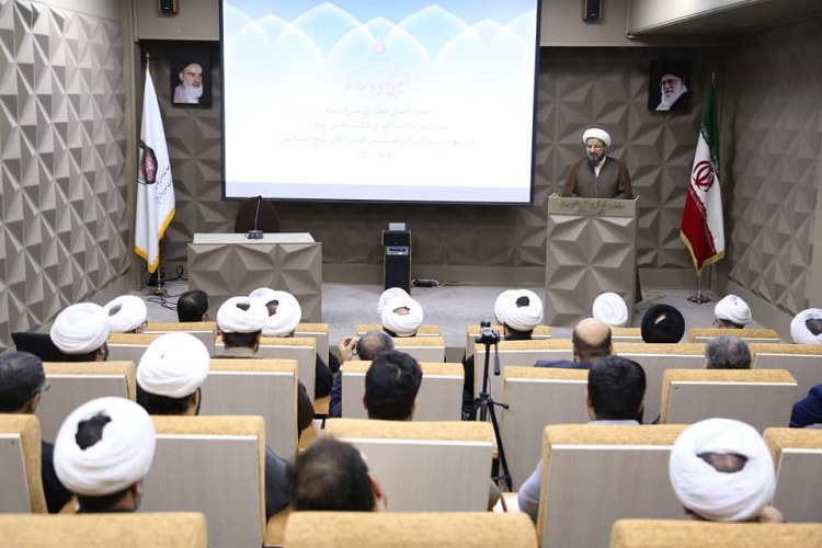 ارسال 5 شنبه/ آیین تکریم و معارفه معاون فضای مجازی، هنر و رسانه دفتر تبلیغات اسلامی برگزار شد