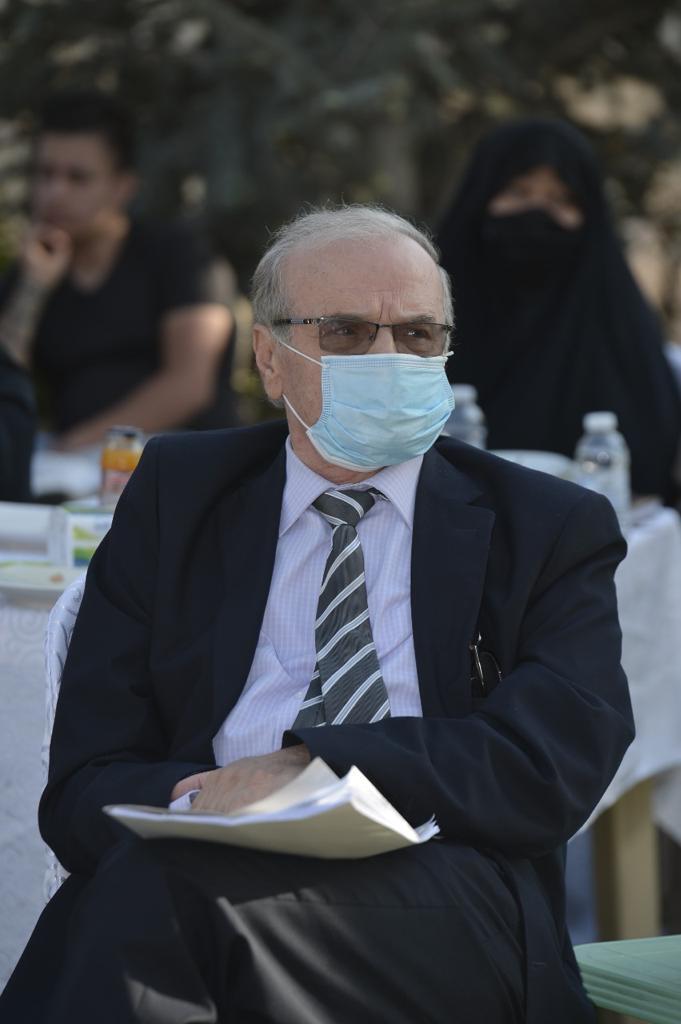 سراینده «شیرازیات» در بیروت از سرودن بازماند سراینده «شیرازیات» در بیروت از سرودن بازماند