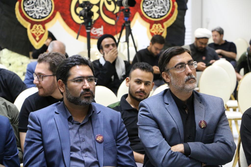 قدرت نرم اربعین، جنگ نرم دشمن را در هم میشکند قدرت نرم اربعین، جنگ نرم دشمن را در هم میشکند