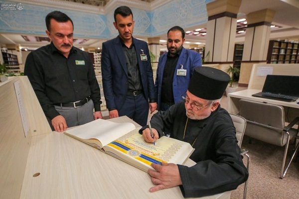 تازههای اخبار اربعین؛ از مشارکت زائران 80 کشور تا نماز جماعت یکپارچه در طریق الحسین(ع) تازههای اخبار اربعین؛ از مشارکت زائران 80 کشور تا نماز جماعت یکپارچه در طریق الحسین(ع)