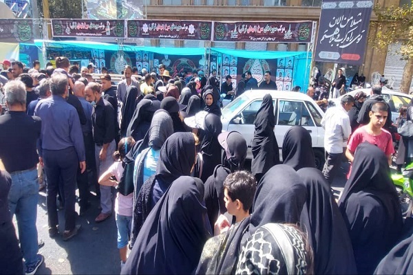 فعالیتهای قرآنیان پیرو مکتب شهید سلیمانی در ایام اربعین + عکس و فیلم فعالیتهای قرآنیان پیرو مکتب شهید سلیمانی در ایام اربعین + عکس و فیلم