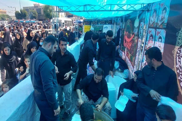 فعالیتهای قرآنیان پیرو مکتب شهید سلیمانی در ایام اربعین + عکس و فیلم فعالیتهای قرآنیان پیرو مکتب شهید سلیمانی در ایام اربعین + عکس و فیلم