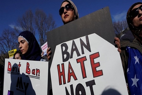 اعتراض اقلیت مسلمان آمریکا به خشونتهای ناشی از اختلاف مذهبی اعتراض اقلیت مسلمان آمریکا به خشونتهای ناشی از اختلاف مذهبی