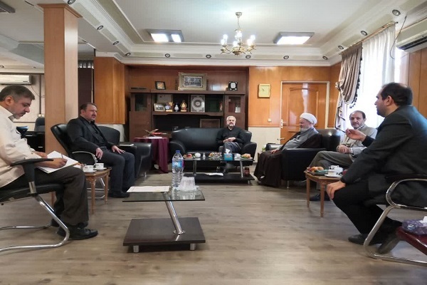 دومین جلسه هیئت علمی مؤسسه مهد قرآن