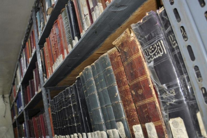 کتابهای خطی در کتابخانه امیرالمؤمنین(ع) کتابهای خطی در کتابخانه امیرالمؤمنین(ع)