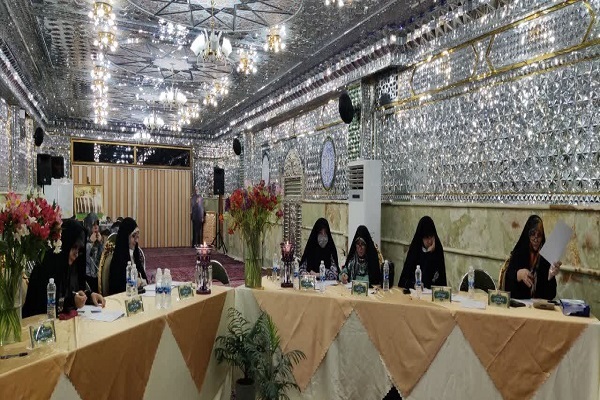 داوری آثار بانوان حاضر در بخش نغماتی مسابقات سراسری قرآن + عکس داوری آثار بانوان حاضر در بخش نغماتی مسابقات سراسری قرآن + عکس