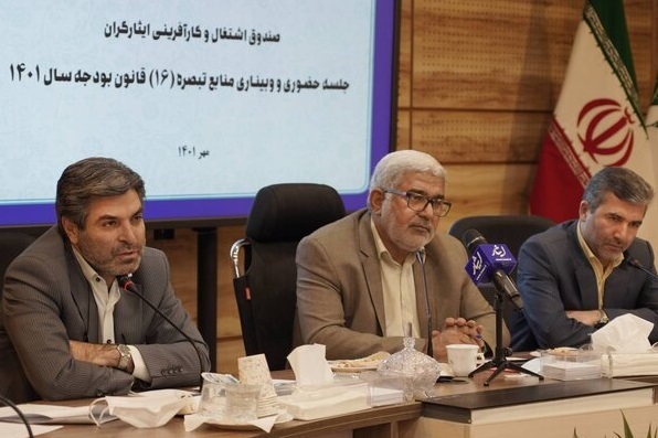 مدیون خون شهدا و ایثارگری خانواده‌های آنها هستیم