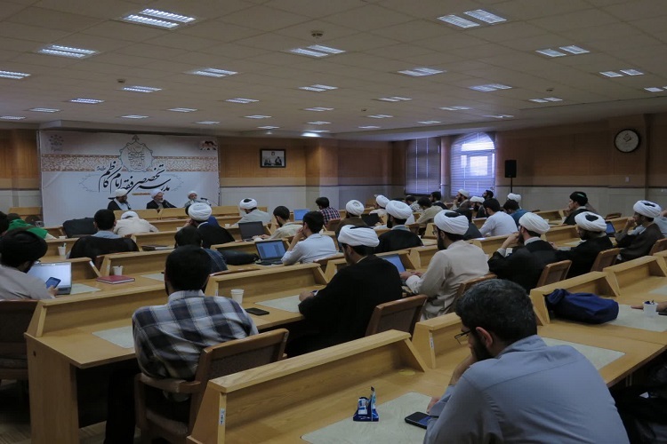 بهجت‌پور: بار عفاف را روی دوش حجاب نیندازیم/ خالدالغفوری: ملاک معروف، پسند عرف نیست